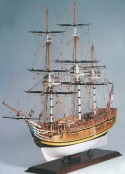 Amati H.M.S. Bounty houten scheepsmodel 1:60