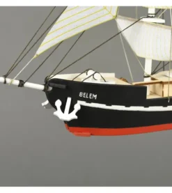 Artesania Latina Belem Easy Kit 1/160 houten modelbouwschip met verf