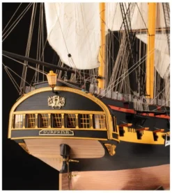 Artesania Latina HMS Surprise “Master and Commander” houten scheepsmodel 1/48 (Cadeau pakket met verf, accessoires en gereedschap)