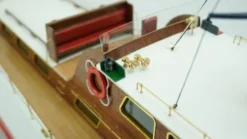 Billing Boats Admiral houten scheepsmodel in 1/20