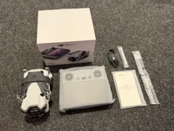 DJI Mini 4 Pro compleet met DJI RC 2 Smart Controller en DJI batterij (Officieel DJI Display model / nieuw / met 1 jaar garantie)!
