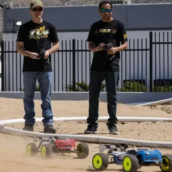 Losi 1/8 8IGHT-XTE 4WD Sensored Brushless Racing Truggy RTR