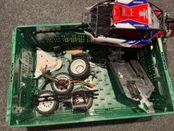 Losi 1/10 Tenacity DB Pro 4WD Desert Buggy Brushless – gebruikt in goede staat donor chassis, compleet inclusief alle elektronica en body – What You See Is What You Get