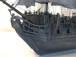 Mantua Model Caribbean Magic “Piraten Schip” 1/50 houtenscheepsmodel
