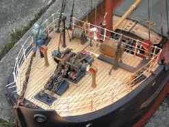 Mountfleet Models Ben Ain GFK romp, kunststof/houten RC scheepsmodel 1:32