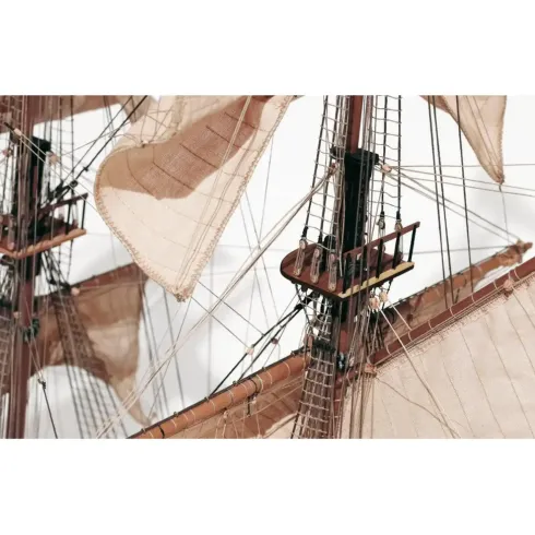 Occre Corsair houten scheepsmodel 1:80