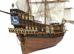 OcCre Golden Hind houten scheepsmodel 1:45