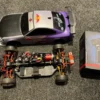 Onroad 1/10 drifter met brushless motor en regelaar met verschillende aluminium onderdelen en zender!