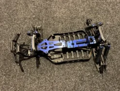 Reely 1/10 Chassis inclusief achter diff – What You See Is What You Get – Gebruikt