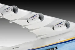Revell Antonov AN-225 Mrija in 1:144 bouwpakket