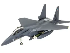 Revell F-15E STRIKE EAGLE & bombs in 1:24 bouwpakket met lijm en verf