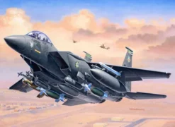 Revell F-15E STRIKE EAGLE & bombs in 1:24 bouwpakket met lijm en verf