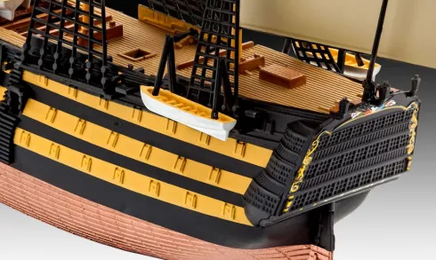 Revell HMS Victory in 1:450 bouwpakket