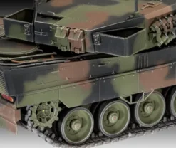 Revell Leopard 2 A6/A6NL 1:35 bouwpakket