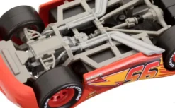 Revell Model Set Lightning McQueen in 1:24 bouwpakket met lijm en verf