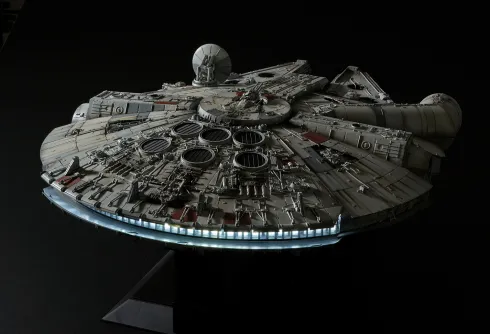 Revell Star Wars BANDAI Millennium Falcon Perfect Grade in 1:72 bouwpakket