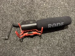 Rode VideoMic GO Lightweight On-Camera Microphone – Gebruikt, in goede staat – What You See Is What You Get