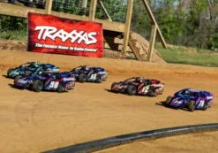 Traxxas Mudboss Slash BL-2S brushless RTR Oranje