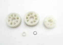 Traxxas Output gears, 33T (2)/ drive dog carrier/ output shaft spacer – TRX3985X