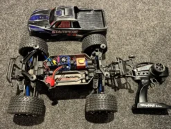 Traxxas Stampede 4×4 VXL brushless monster truck RTR met stalen assen en 2x coolingfan (gebruikt met garantie)!