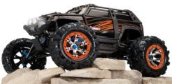 Traxxas Summit Extreme Terrain Monster Truck RTR 2.4Ghz (versie 2023) – zonder batterij en lader