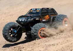 Traxxas Summit Extreme Terrain Monster Truck RTR 2.4Ghz (versie 2023) – zonder batterij en lader