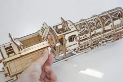 Ugears Stoom Locomotief