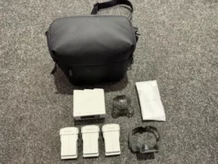 3x DJI Mini 4 Pro batterjien + DJI Mini 4 Pro Hub + DJI Mini 4 tas en accessoires in een TOP staat!